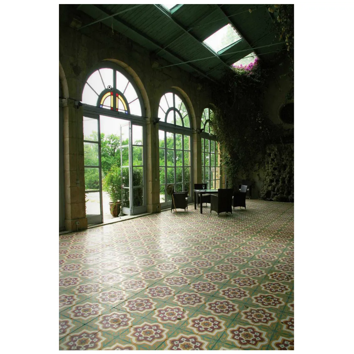 Ancien Red Carocim Tile (8" x 8")