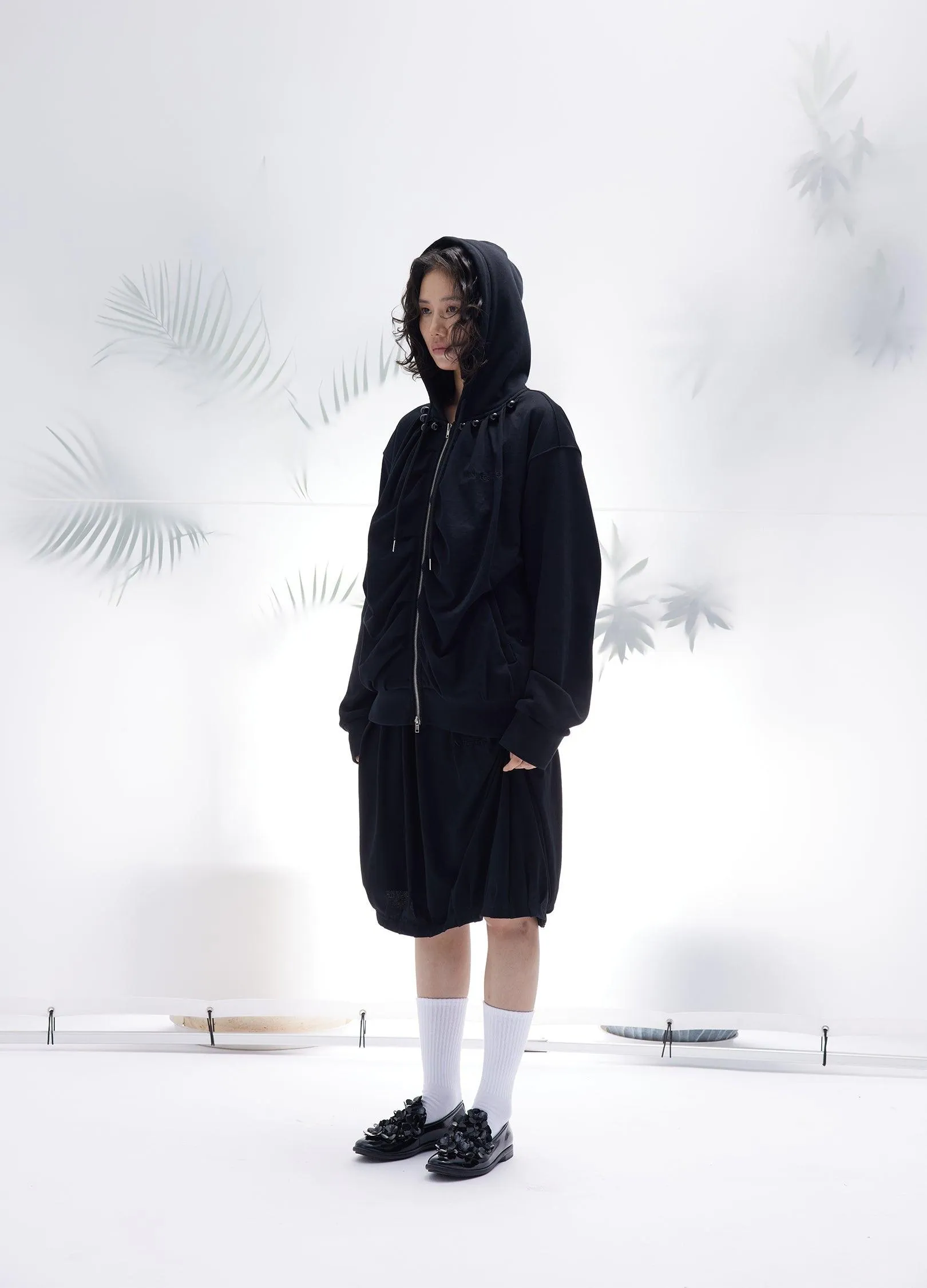Stylish Pleated Hooded Cotton Sweater With Zip Closure